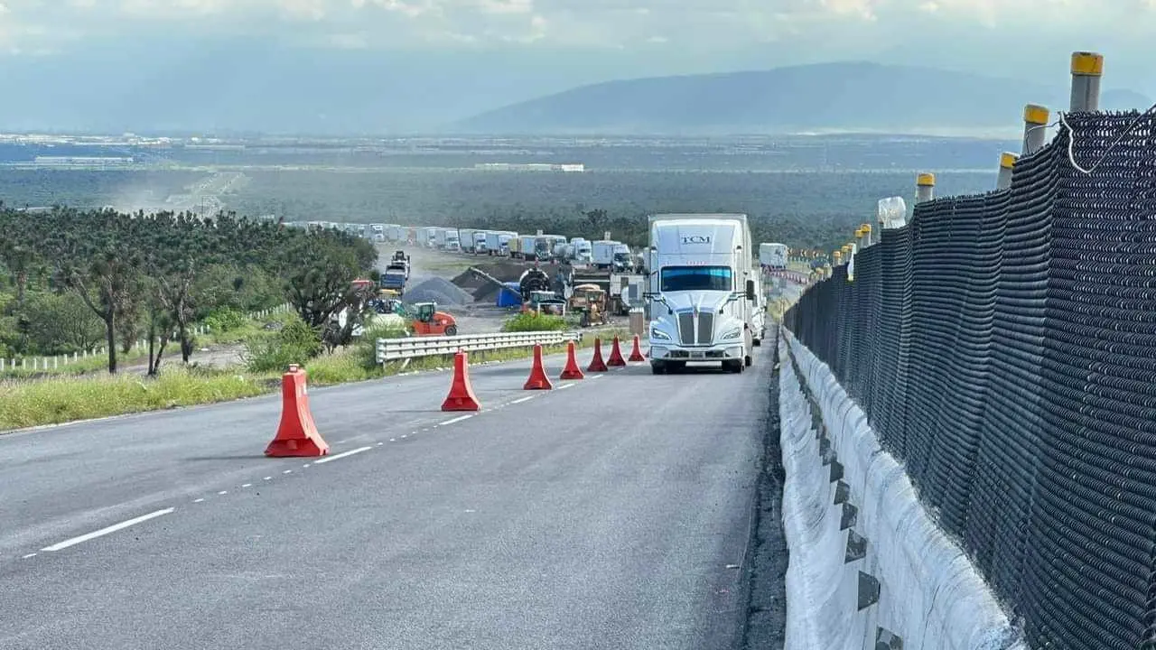 La autopista Mty - Nuevo León de 194 kilómetros se ha visto afectada en el tramo de la Operadora Noreste. Foto: Ignacio Aceves