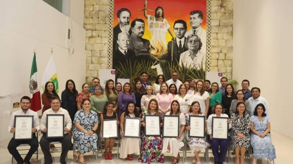 Poder Judicial de Yucatán recibe el Distintivo Violeta