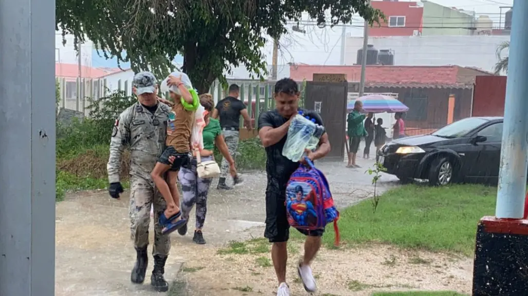 Confirman 15 muertos por el huracán John en Guerrero