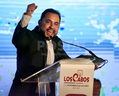 Christian Agúndez Gómez protesta como alcalde de Los Cabos