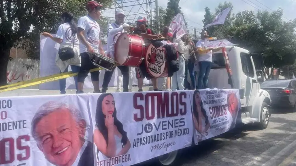 Es un honor estar con Obrador: Realizan caravana de despedida para AMLO