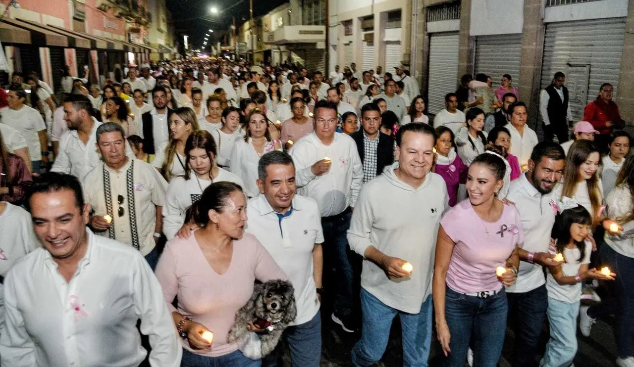 Más de cinco mil personas participaron en la Caminata de la Esperanza