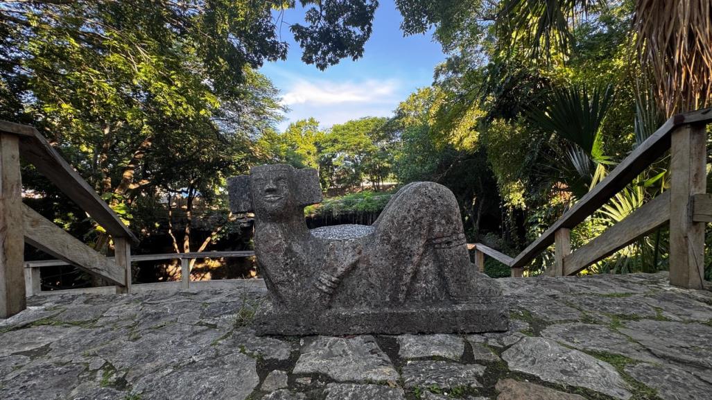 Cenote Zací de Valladolid, uno de los más grandes y emblemáticos de Yucatán