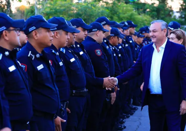 La promesa de Héctor García a los policías de Guadalupe