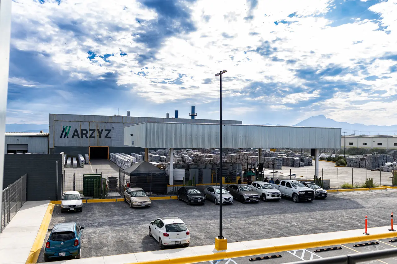 Nuevo León genera 1,300 empleos con inversión de ARZYZ Metals de 650 MDD
