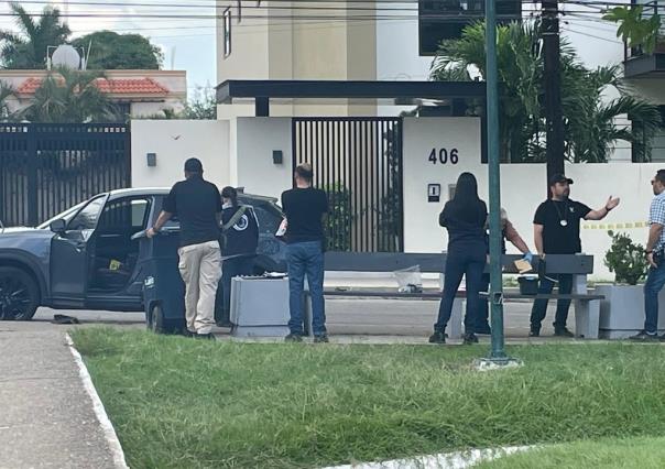 Se dispara frente a su pareja tras fuerte discusión en camioneta