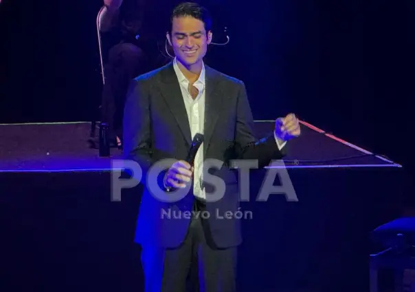 Matteo Bocelli enamora en su debut en Monterrey