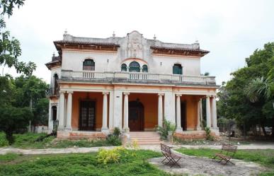 Descubre la leyenda de La Casa del Diablo en la histórica Avenida Colón