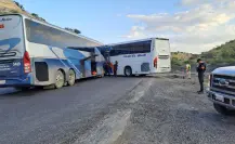Rumbo Nuevo: Chocan autobuses y provocan caos vial