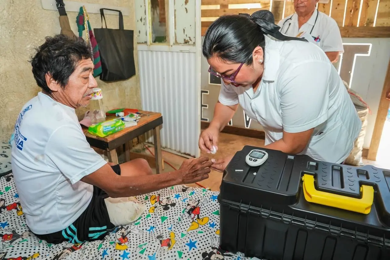 El Ayuntamiento de Mérida ofrece servicios de salud de manera estratégica para apoyar a las familias más vulnerables.- Foto cortesía