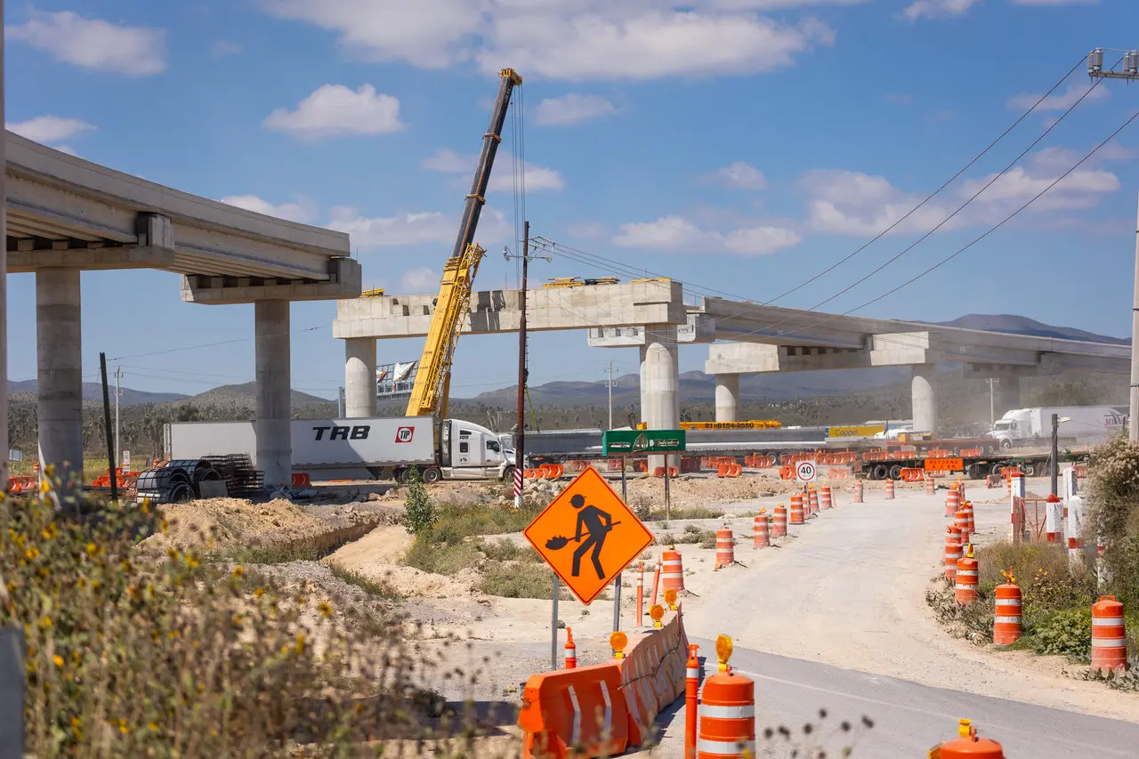 Obras de la Carretera Interserrana. Foto: Gobierno de Nuevo León