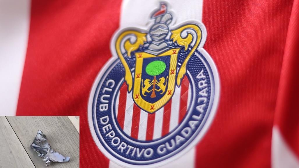 Jugador de Chivas lanza petardo en la sala de prensa, ¿Quién fue?