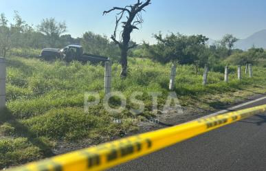 Balean y persiguen camioneta en Guadalupe; ocupantes escapan