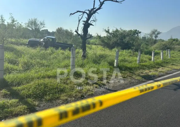 Balean y persiguen camioneta en Guadalupe; ocupantes escapan