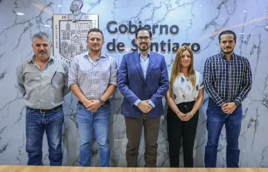 David de la Peña presenta a su nuevo equipo municipal en Santiago