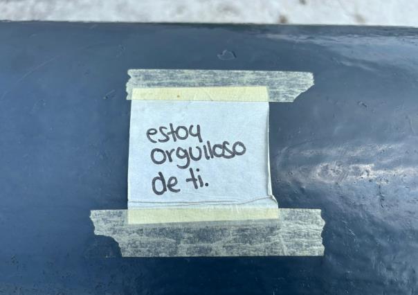 Dejan decenas de mensajes positivos a favor de la vida en el Puente Atirantado