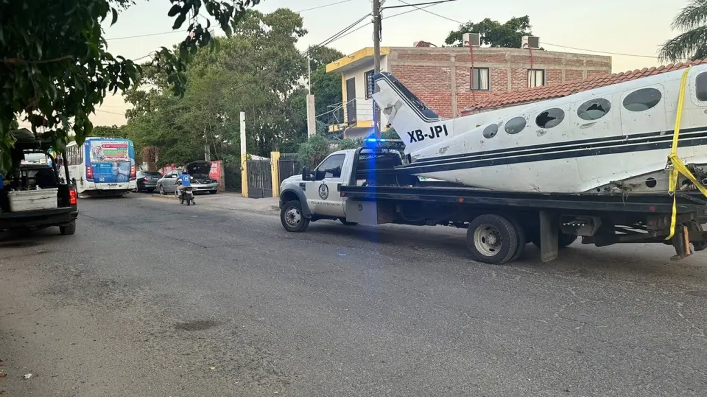 Sedena encuentra partes de un avión durante cateo en Culiacán