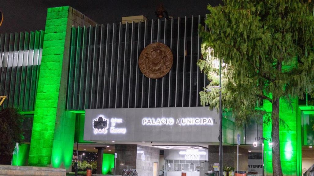 Iluminan de verde el Palacio de Monterrey por Día Mundial de Parálisis Cerebral