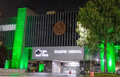 Iluminan de verde el Palacio de Monterrey por Día Mundial de Parálisis Cerebral