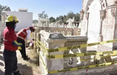 Prepara Gómez Palacio sus panteones municipales para el próximo Día de Muertos
