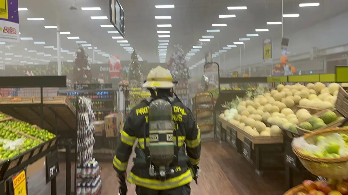 Se incendia supermercado de Zapopan, Jalisco
