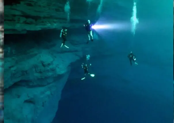 ¿Cuáles son los riesgos de bucear en un cenote?