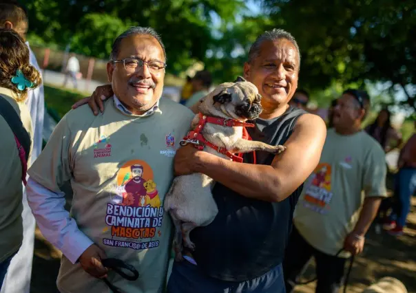 Escobedo celebra la Bendición y Caminata por las Mascotas