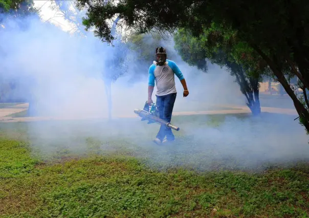 Héctor García intensifica acciones contra el dengue en Guadalupe