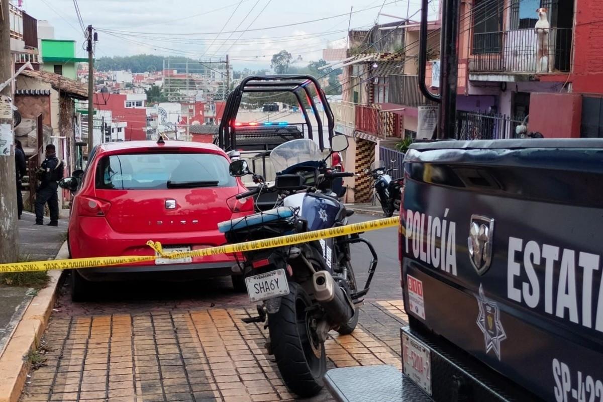 Las autoridades arribaron al sitio para establecer la escena del crimen Foto: Rosalinda Morales