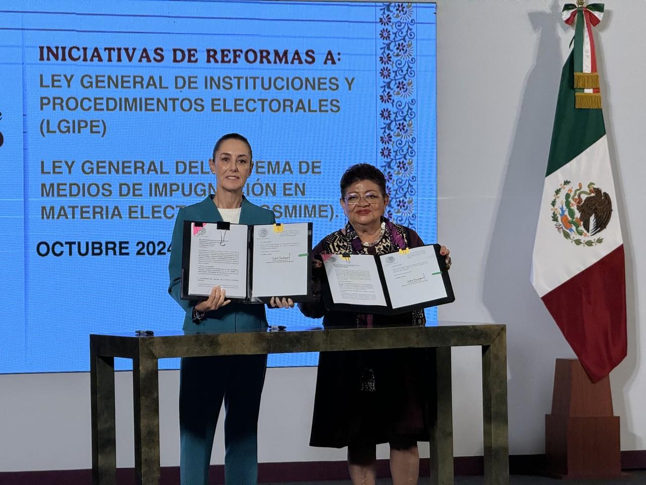 Clauida Sheinbaum y Ernestina Godoy.  Foto: @ErnestinaGodoy_