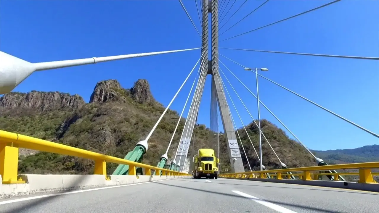 Recientemente la Supercarretera Durango - Mazatlán ha sido escenario de diversos incidentes, ¿Cómo consultad en tiempo real si hay una situación de riesgo?. Foto: Cortesía.