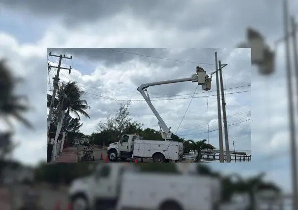 CFE se mueve rápido y recupera suministro eléctrico tras el huracán Milton