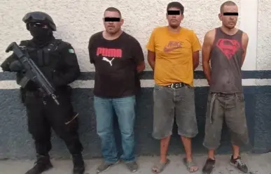 Aprehenden a tres hombres con droga y arma en El Carmen