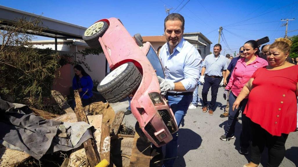 Adrián de la Garza pone en marcha acciones contra el dengue en Monterrey