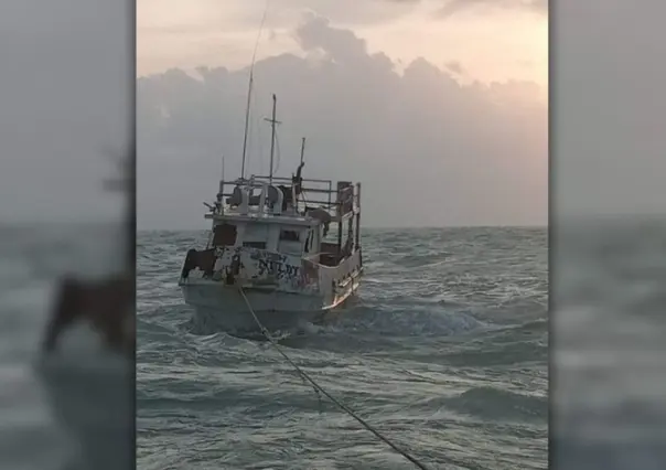 Rescatan a 4 pescadores de Yucatán extraviados tras el paso del huracán Milton