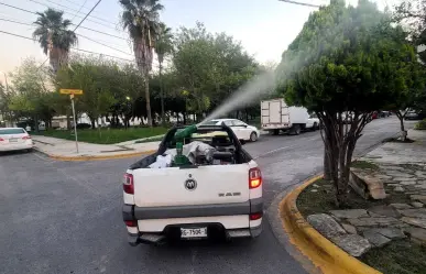 Fumigan colonias de Apodaca para prevenir el dengue