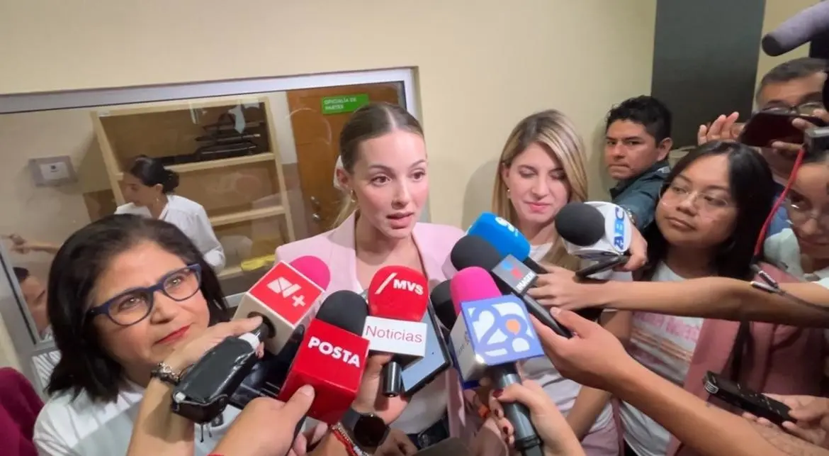 Mariana Rodríguez propone reconocer la lactancia como derecho humano