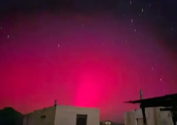 Aparecen auroras boreales en el cielo de Coahuila