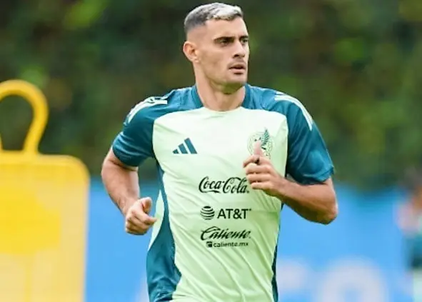 Germán Berterame en un entrenamiento con la Selección Mexicana. Foto: Hidalgo Sport.