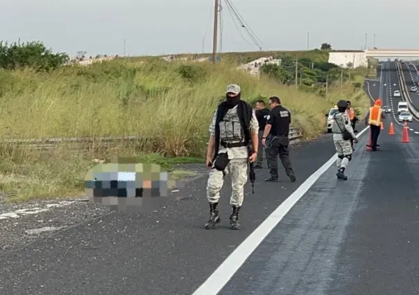 Dejan cabezas humanas tiradas a pie de carretera federal Cardel-Veracruz