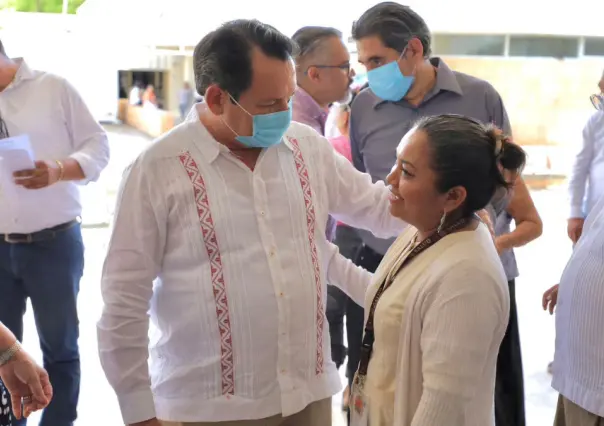 Joaquín Díaz Mena visita el Hospital OHorán para supervisar operaciones