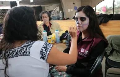 ¡Maquillaje de horror! Aprende técnicas para Halloween en PILARES CDMX