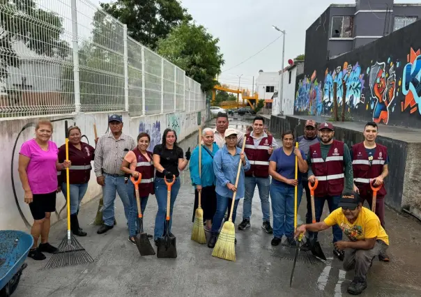 Escobedo organiza brigada de limpieza en la Colonia Monte Horeb