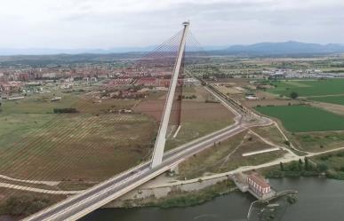 TikToker muere tras caer de puente en España