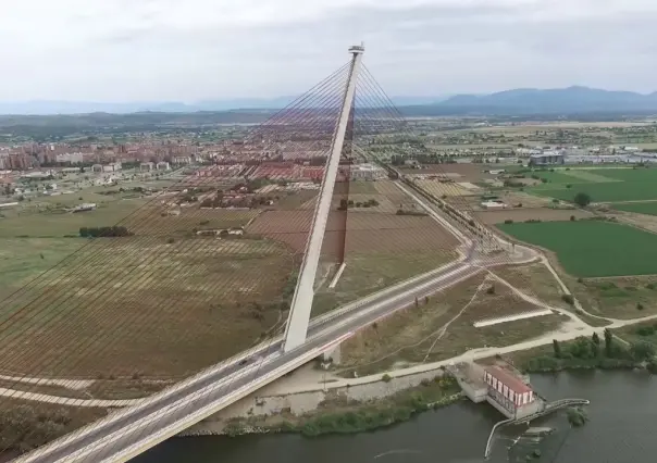 TikToker muere tras caer de puente en España