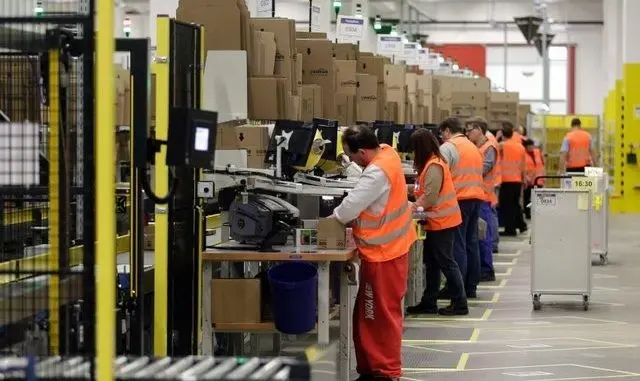 Reducción de jornada laboral afectará a empresas. Foto de gobierno.