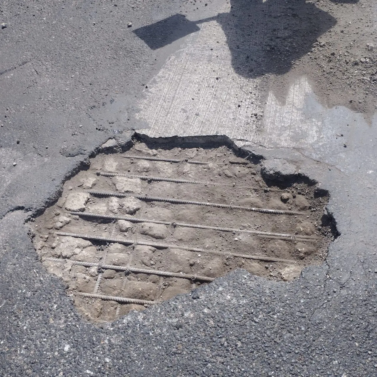 Se recomienda a los conductores que utilicen vías alternas. Foto: Cortesía