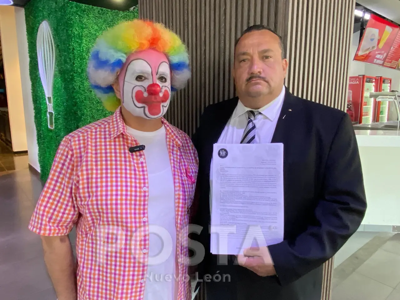 Globito demanda a Lázaro Salazar por bufarse de su personaje Foto: Abraham López