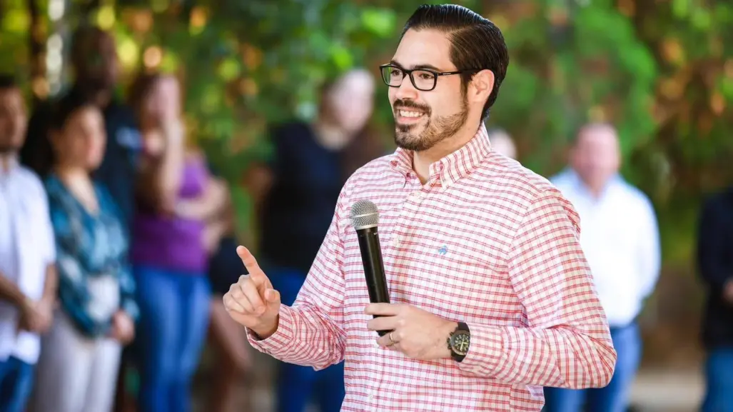 David de la Peña inicia el programa alcalde en tu escuela en Santiago