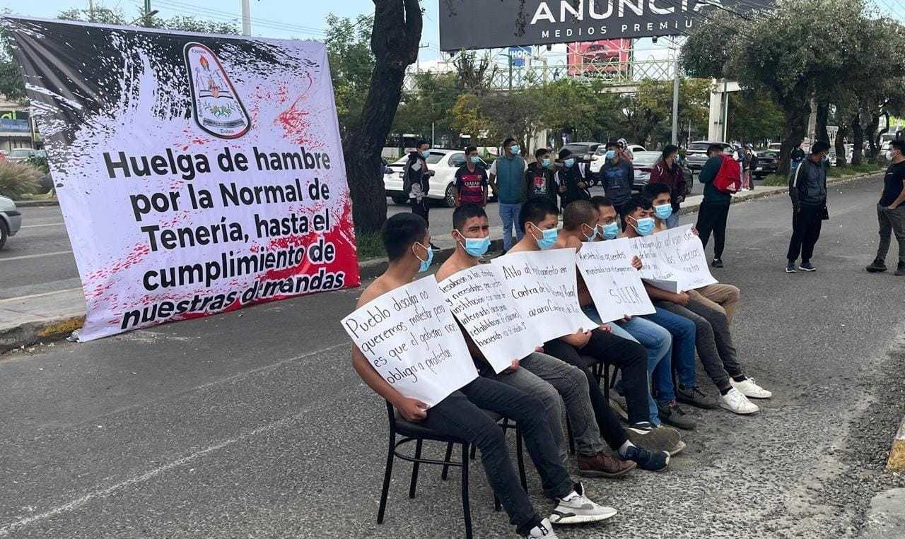 Estudiantes de Tenería demandan restitución de apoyo alimentario. Foto: POSTA